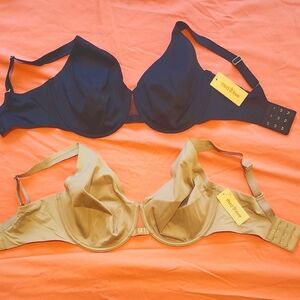 Bundle of Tow ThirdLove Women's Intimates Set - Black and Tan Bras
